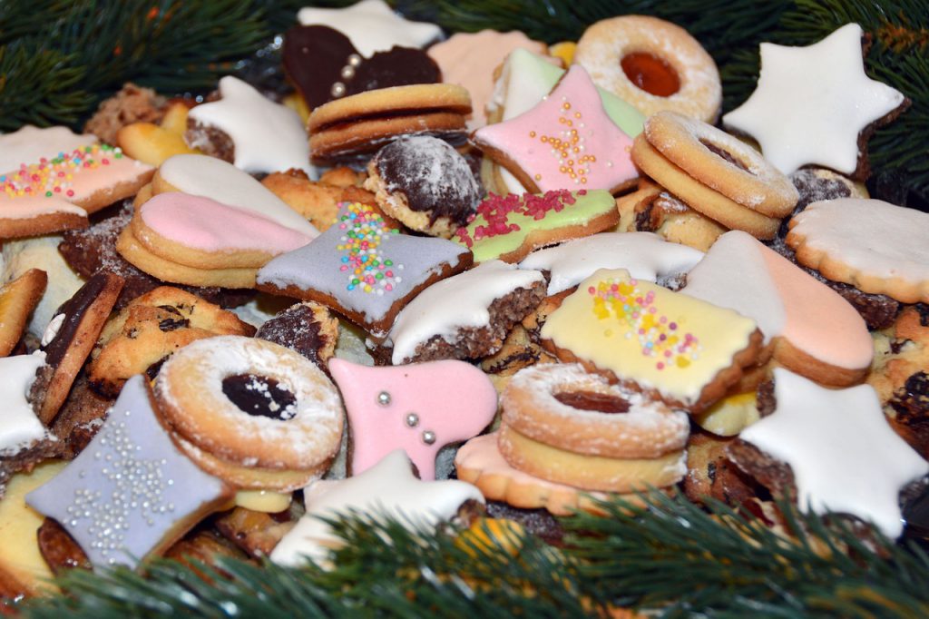 christmas-biscuits-1093587_1280